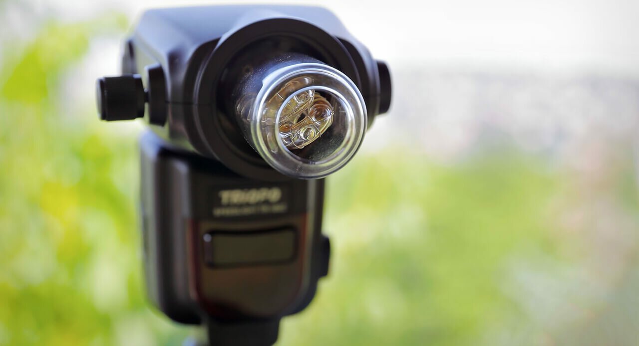 Вспышки для фотоаппаратов Falcon Eyes в Рязани